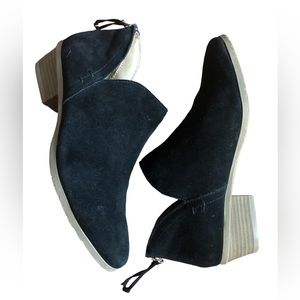 Kenneth Cole Reaction Side Way Black Ankle Boots